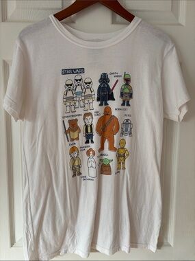 Star Wars White Graphic Short Sleeve Tee with Multicolor Character Art